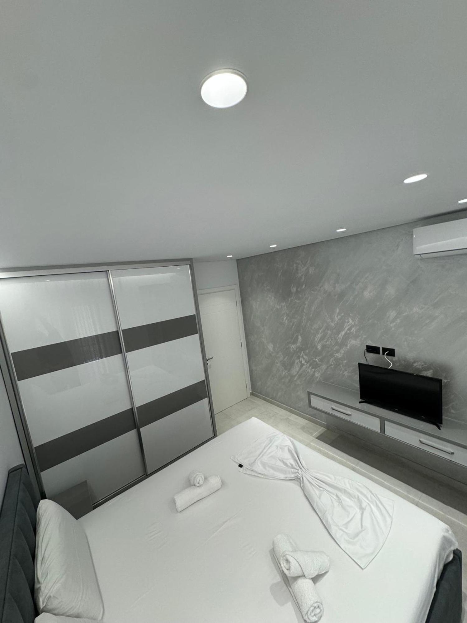 Alpha Lux Apartment Саранде Екстериор снимка